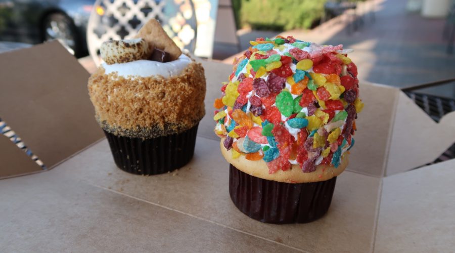 Ice Cream Filled Cupcakes! 